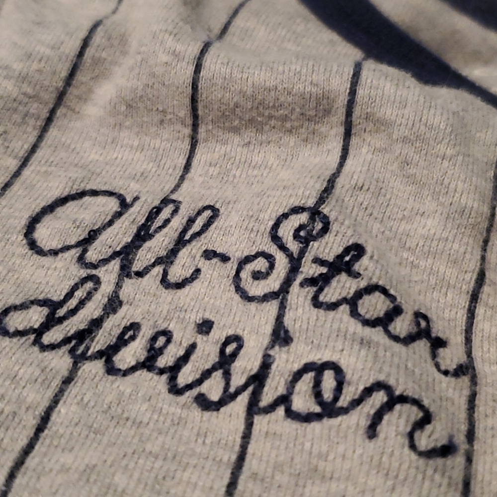 Baseball onesie - Picture 4 of 4